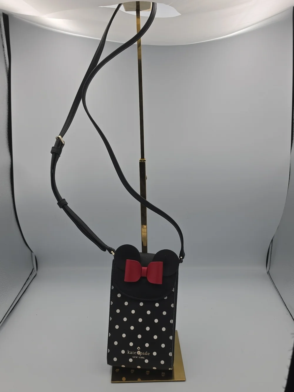 Kate Spade x Disney Minnie Mouse Polka Dot W Bow Phone Holder/Crossbody (NWOT)❤️